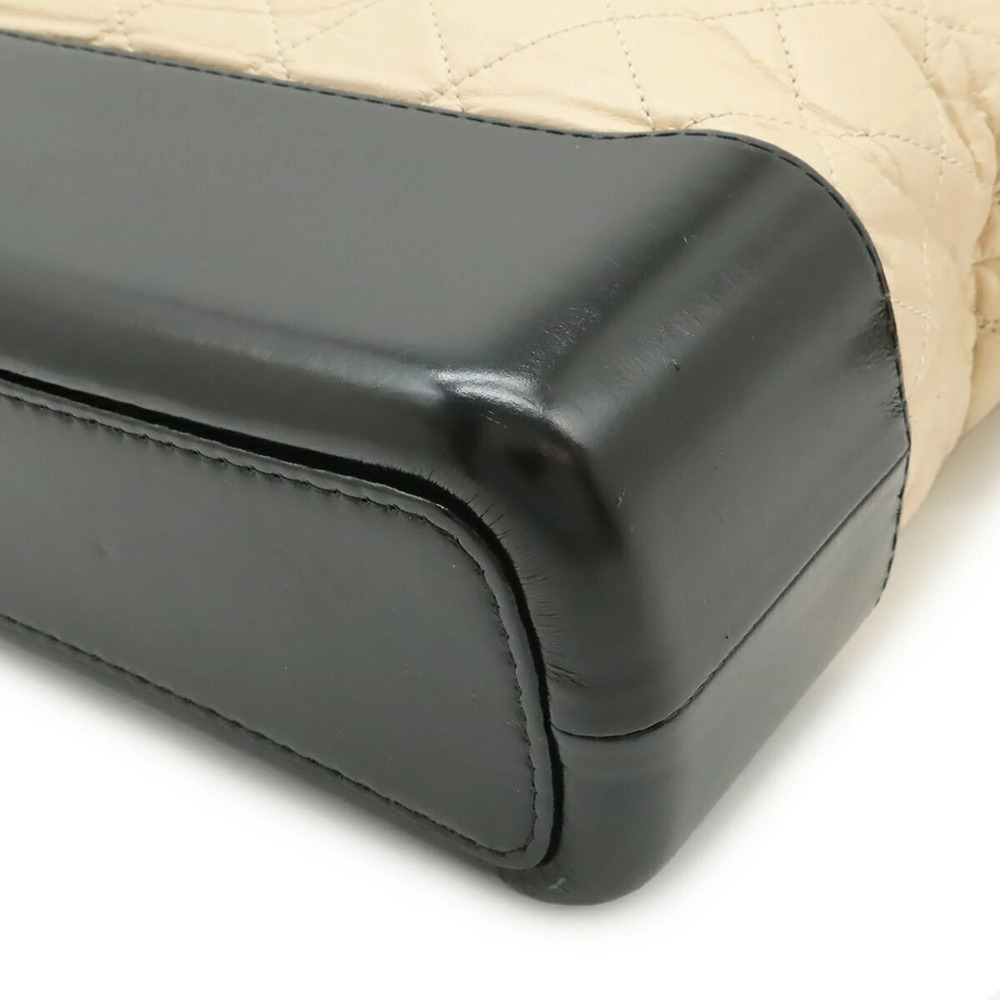 CHANEL Black Shoulder Bag - Picture 4 of 9